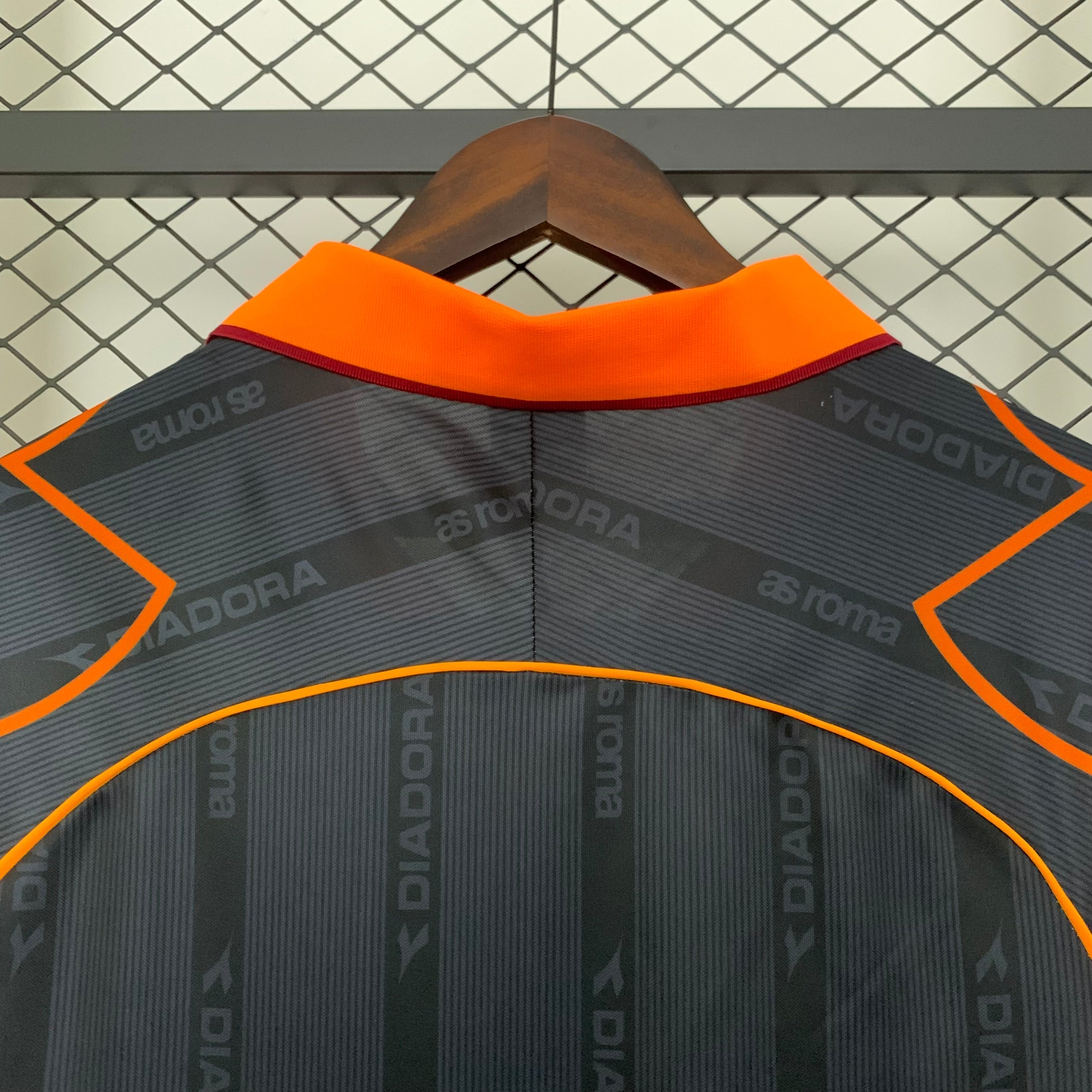 Camiseta AS Roma Visita Retro 1999/00 Versión Fan