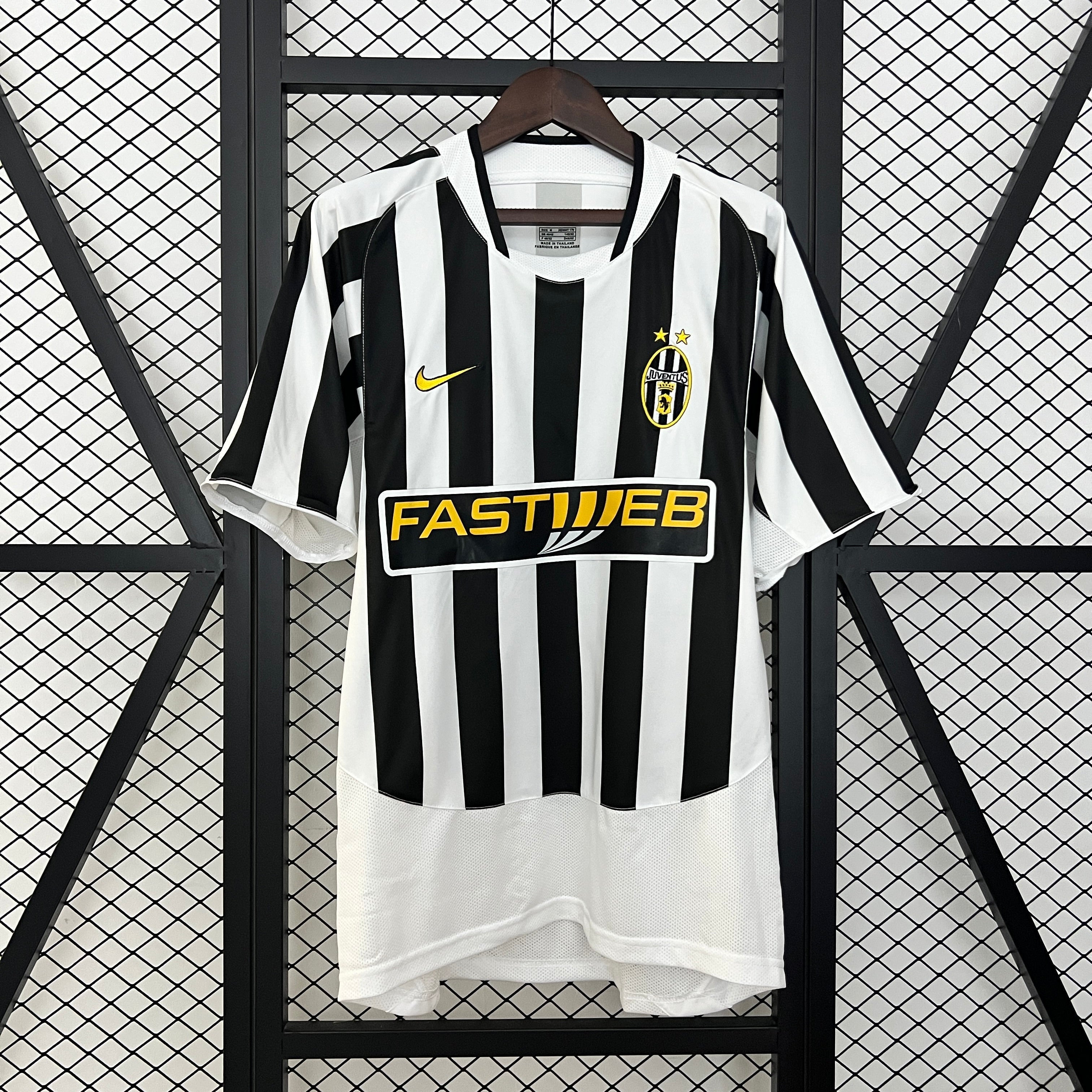 Camiseta Juventus Local Retro 2003/04 Versión Fan