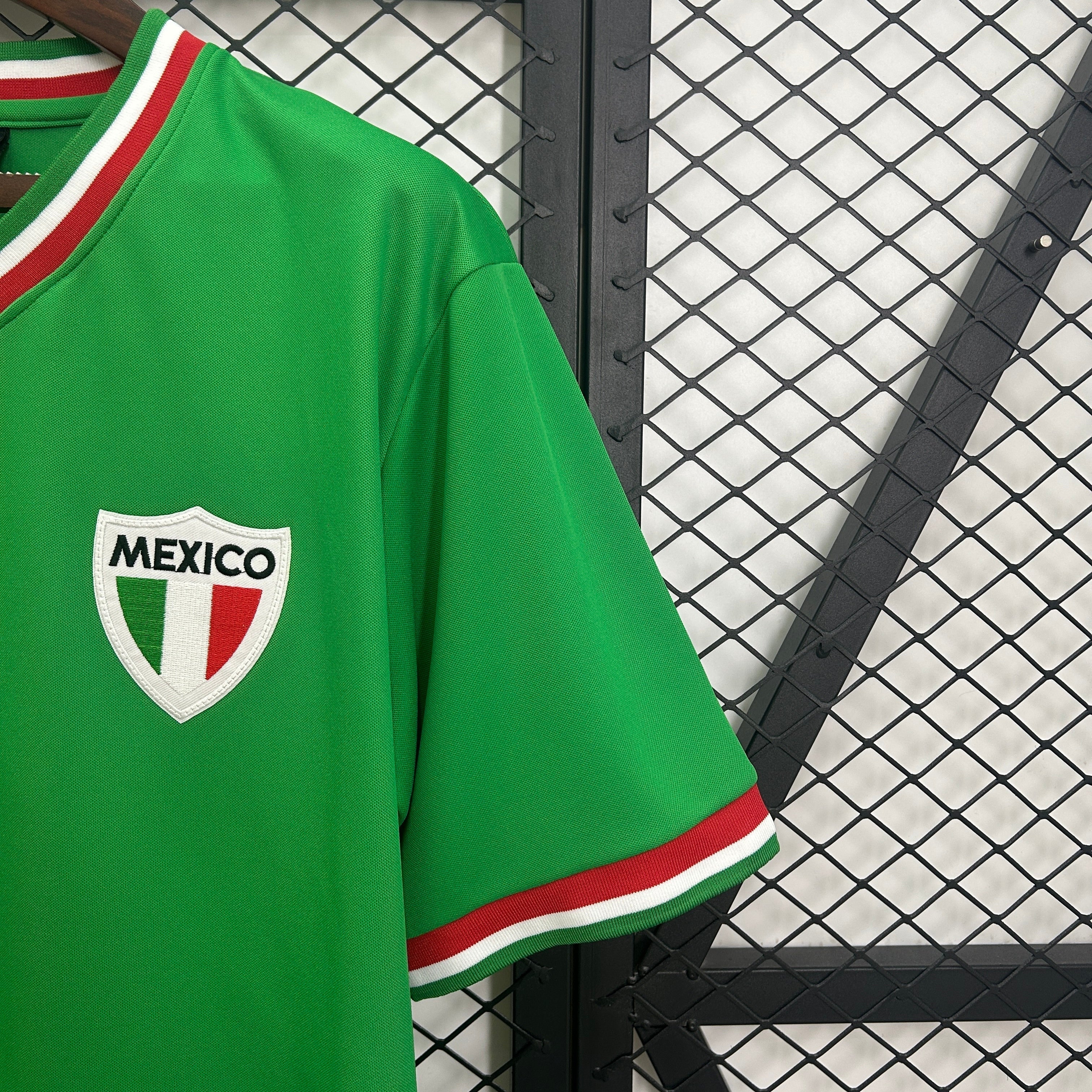 Camiseta México Local Retro 1970 Versión Fan