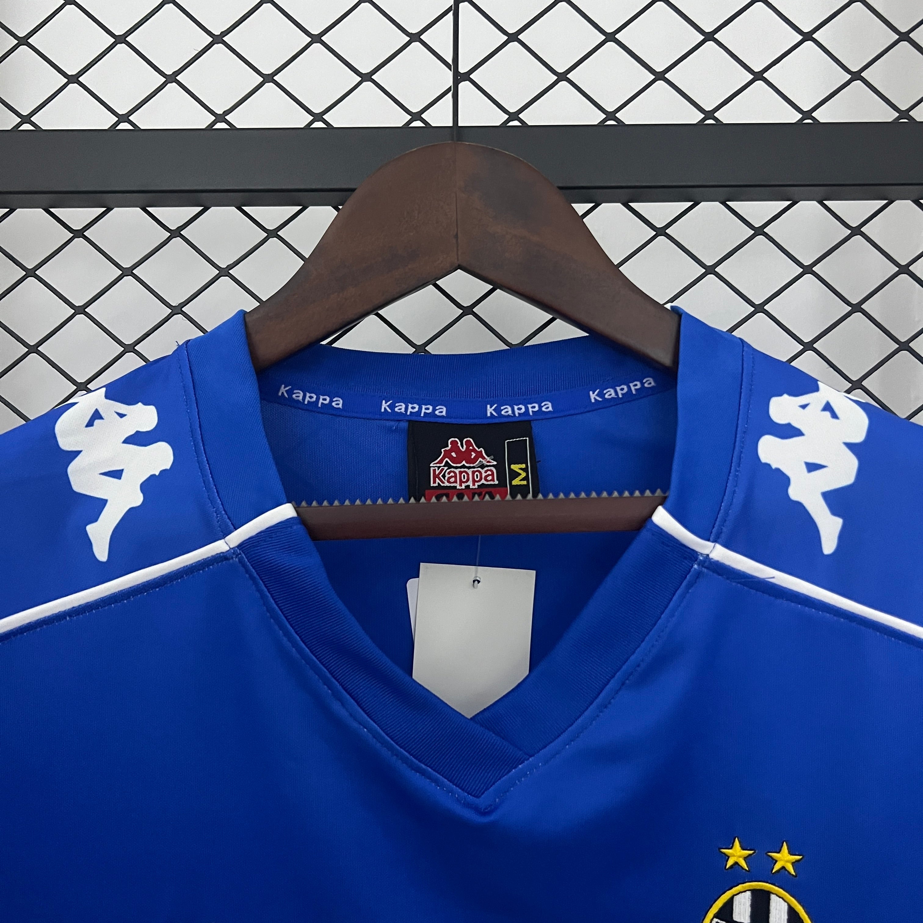 Juventus Visita Retro 1999/00 Versión Fan